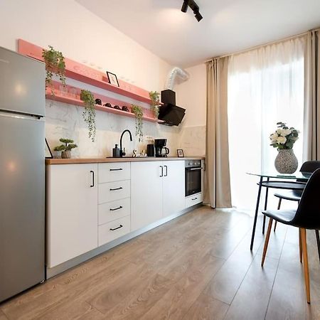 Apartamento Pink Cloud Bucarest Exterior foto