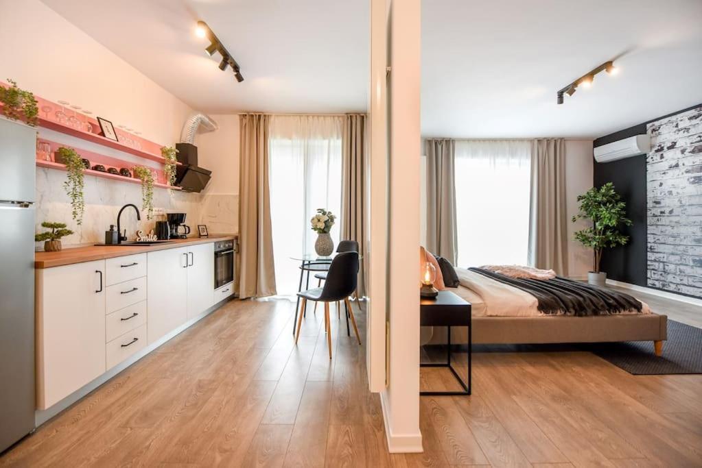 Apartamento Pink Cloud Bucarest Exterior foto